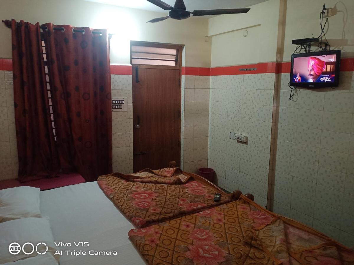 Villa Sharada Kk Residency Mysore Zimmer foto